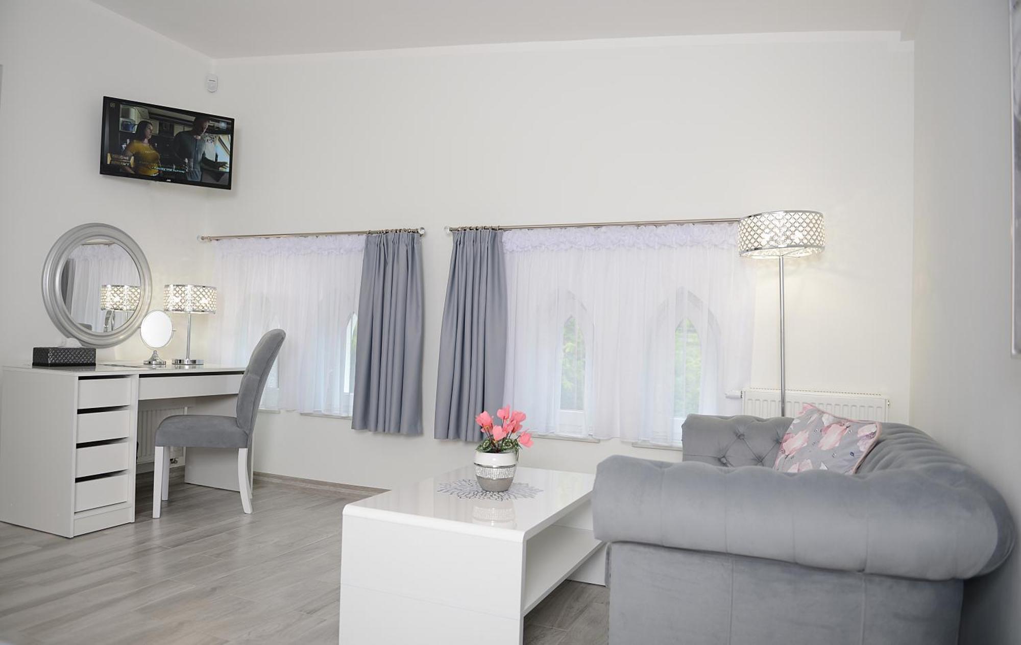 קושאלין Rezydencja Mysliwska - Apartamenty מראה חיצוני תמונה